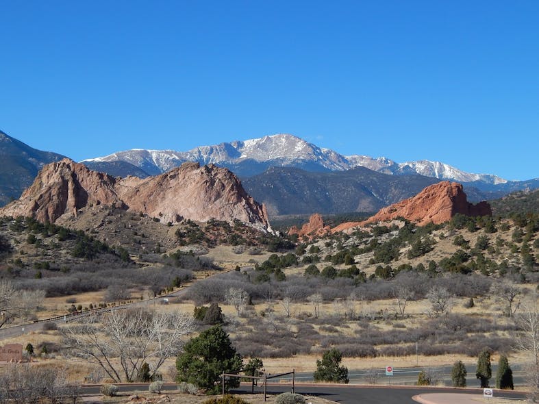 Pikes Peak in the Front Range of Colorado&apos;s Southern Rocky Mountains